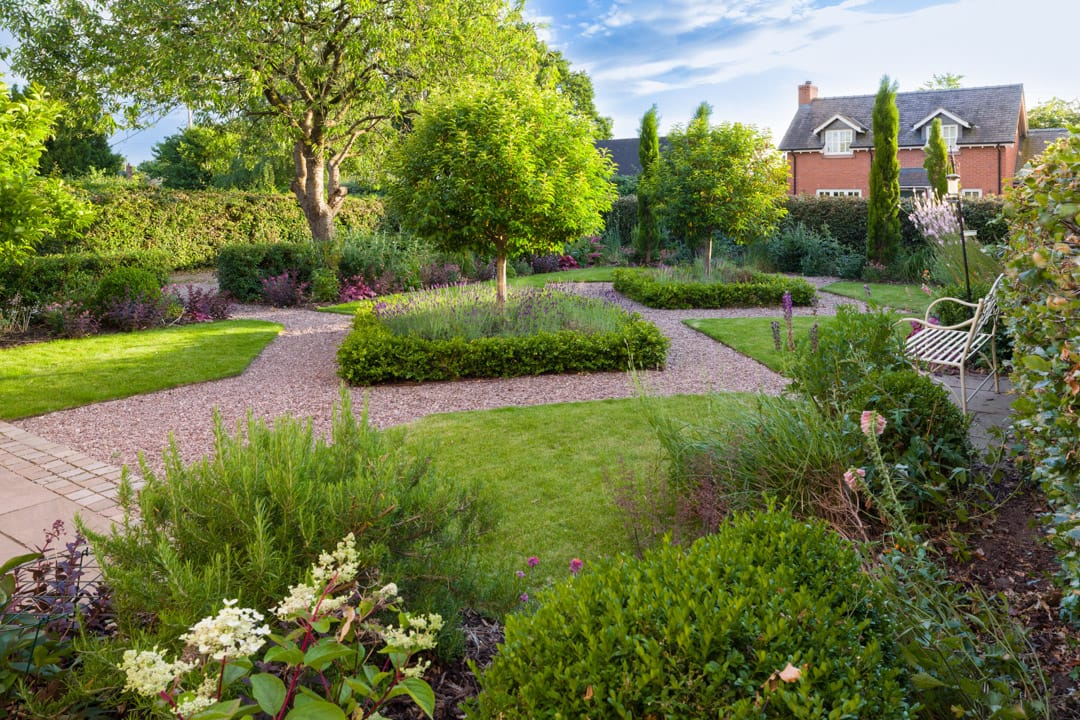 Fencing and garden boundary work